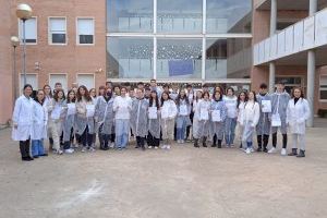 L'IES de Foios participa amb la Universitat de València en un projecte d'investigació de nous antibiòtics - (foto 4)