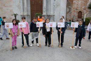 Los escolares de Burriana dicen ‘basta’ a los excrementos en la calle - (foto 5)