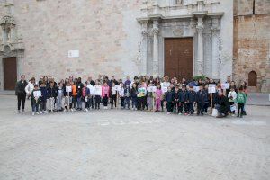 Los escolares de Burriana dicen ‘basta’ a los excrementos en la calle - (foto 4)