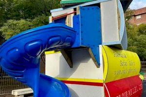 Continuen treballant en el nou parc de jocs infantils de Rafael Alberti - (foto 3) Continuen treballant en el nou parc de jocs infantils de Rafael Alberti - (foto 3)