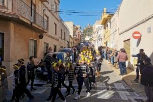 Almenara celebra el carnestoltes escolar conscienciant sobre el reciclatge i la importància de la música - (foto 4) Almenara celebra el carnestoltes escolar conscienciant sobre el reciclatge i la importància de la música - (foto 4)