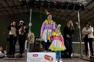Almenara s'ompli de música i color amb la celebració del carnestoltes - (foto 13)