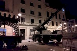 Empieza la colocación de la enramada de fiestas que estará a punto porque durante el mes de marzo se monte el castillo - (foto 2) Empieza la colocación de la enramada de fiestas que estará a punto porque durante el mes de marzo se monte el castillo - (foto 2)