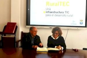 Josefina Bueno destaca el impulso del Consell por conseguir un territorio plenamente digitalizado