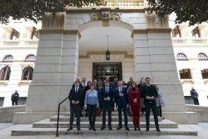 Mazón destaca la solidaridad de los alicantinos con el pueblo ucraniano al cumplirse un año de la guerra Mazón destaca la solidaridad de los alicantinos con el pueblo ucraniano al cumplirse un año de la guerra