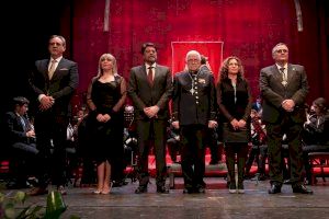 Barcala valora la “tradición, sentimiento, y rico patrimonio" de la Semana Santa durante el Pregón del Teatro Principal - (foto 9) Barcala valora la “tradición, sentimiento, y rico patrimonio" de la Semana Santa durante el Pregón del Teatro Principal - (foto 9)