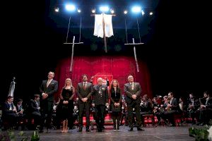 Barcala valora la “tradición, sentimiento, y rico patrimonio" de la Semana Santa durante el Pregón del Teatro Principal - (foto 10) Barcala valora la “tradición, sentimiento, y rico patrimonio" de la Semana Santa durante el Pregón del Teatro Principal - (foto 10)