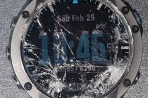 Així va quedar el rellotge d'un motorista ferit greu en un accident a Santa Pola