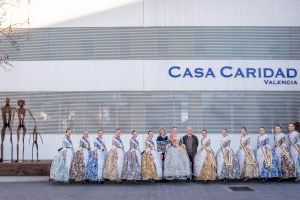 La Fallera Major i la seua Cort d'Honor celebren el Dia de Casa Caridad visitant la seua seu en Benicalap La Fallera Major i la seua Cort d'Honor celebren el Dia de Casa Caridad visitant la seua seu en Benicalap