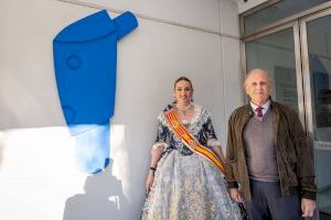 La Fallera Major i la seua Cort d'Honor celebren el Dia de Casa Caridad visitant la seua seu en Benicalap - (foto 2) La Fallera Major i la seua Cort d'Honor celebren el Dia de Casa Caridad visitant la seua seu en Benicalap - (foto 2)