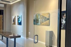 La pintora Aleksandra Istorik, con solo 22 años, inaugura su propia galería de arte en el centro histórico de València - (foto 3)