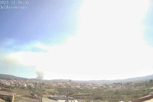 Estabilitzat l'incendi forestal declarat a Casinos - (foto 3) Estabilitzat l'incendi forestal declarat a Casinos - (foto 3)