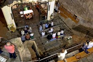‘Que llueva, que llueva la Virgen de la Cueva’: una expresión de Altura que se ha hecho universal - (foto 4) ‘Que llueva, que llueva la Virgen de la Cueva’: una expresión de Altura que se ha hecho universal - (foto 4)