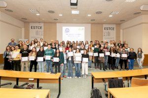 El estudiantado excelente de la UJI muestra su investigación en la VIII Jornada «Estudia e investiga»
