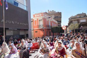 L’ofrena, la missa en honor a Sant Josep, la mascletà i la cremà van posar punt i final a les multitudinàries falles 2023. - (foto 5) L’ofrena, la missa en honor a Sant Josep, la mascletà i la cremà van posar punt i final a les multitudinàries falles 2023. - (foto 5)