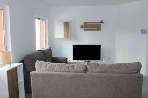 Dénia acondiciona una vivienda para alojar a jóvenes en situación de grave vulnerabilidad y apoyar su tránsito a la vida autónoma - (foto 2)