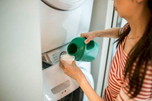 Estos son los detergentes más eficaces para la ropa blanca, según la OCU