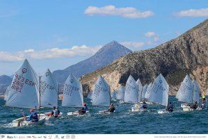 Calp corona a los nuevos campeones del Trofeo de Vela Infantil RCN de Calpe