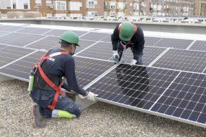 La energía solar ahorra 750.000 euros al año a particulares en Paiporta