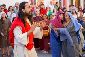 Benetússer representa las estampas de la vida de Jesús para celebrar el Domingo de Ramos - (foto 2)