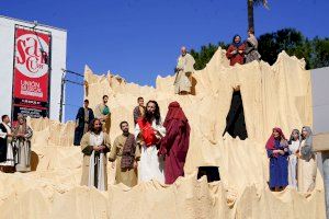 Benetússer representa las estampas de la vida de Jesús para celebrar el Domingo de Ramos - (foto 3)