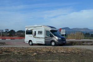 La nueva red de servicio para autocaravanas atrae hasta los municipios con riesgo de despoblación a turistas de toda Europa