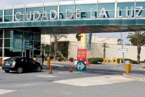  Entrada a las instalaciones de la Ciudad de la Luz de Alicante (hoy denominadas Distrito Digital), en una imagen de archivo. EFE/Morell