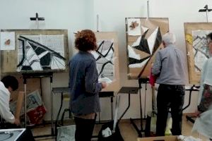 La Universidad Popular facilitará el acceso preferente a personas cuidadoras no profesionales La Universidad Popular facilitará el acceso preferente a personas cuidadoras no profesionales