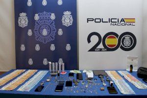 La Policía Nacional desarticula una organización criminal dedicada a robos en domicilios de Valencia y Barcelona - (foto 2) La Policía Nacional desarticula una organización criminal dedicada a robos en domicilios de Valencia y Barcelona - (foto 2)