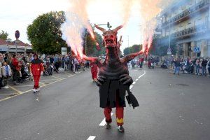 Escala a Castelló viu la seua jornada gran amb les Justes de Sète i la Gran Desfilada - (foto 6)