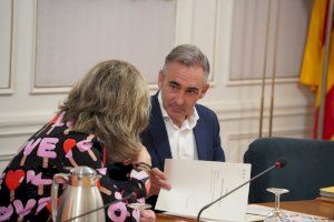 Barrachina exige a Bravo que ponga más personal en los juzgados del Caso Azud y del Caso Hermano Puig” - (foto 2) Barrachina exige a Bravo que ponga más personal en los juzgados del Caso Azud y del Caso Hermano Puig” - (foto 2)