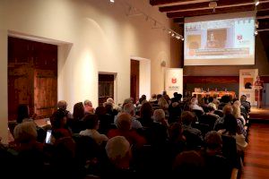 Famílies vinculades al Castell d’Alaquàs protagonitzen la tercera taula redona organitzada amb motiu del 20é aniversari - (foto 6) Famílies vinculades al Castell d’Alaquàs protagonitzen la tercera taula redona organitzada amb motiu del 20é aniversari - (foto 6)