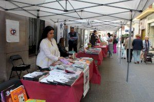 Nules commemora el Dia del Llibre amb una fira molt participativa - (foto 4) Nules commemora el Dia del Llibre amb una fira molt participativa - (foto 4)
