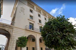 Jutgen a un home acusat de degollar al seu company de pis a Oriola fa tres anys