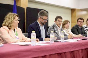 Fuset anuncia que la próxima semana se constituirá el grupo de trabajo para abordar la situación y la problemática de los artistas falleros - (foto 5) Fuset anuncia que la próxima semana se constituirá el grupo de trabajo para abordar la situación y la problemática de los artistas falleros - (foto 5)