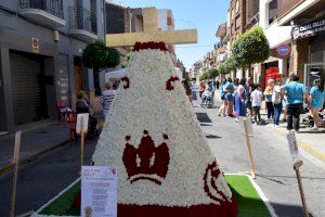 La Falla Isabel de Villena, vencedora del concurs de les Creus de Maig - (foto 2)