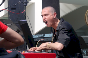 El jazz étnico de Will Martz y la ESMAR Big Band ilumina la Ciutat de les Arts i les Ciències festejando el Día Internacional del Jazz - (foto 5)