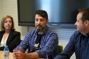 La nova biblioteca inicia les activitats culturals  amb la presentació de La merla blanca
