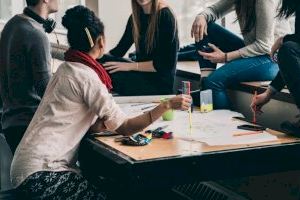 L’Ajuntament destina 20.000 euros per premiar bones pràctiques i projectes d’igualtat desenvolupats a la ciutat L’Ajuntament destina 20.000 euros per premiar bones pràctiques i projectes d’igualtat desenvolupats a la ciutat