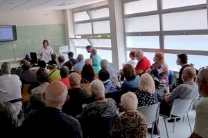 60 pacientes reciben formación en sintrom en el centro de salud de Santa Pola