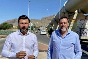 Aix propone la cesión de la “carretera de los tubos” para crear una ronda sur en Orihuela y vuelve a exigir a ADIF la pasarela del AVE
