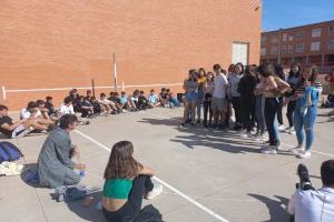 Almenara conmemora el Día internacional contra la homofobia, transfobia y bifobia - (foto 2) Almenara conmemora el Día internacional contra la homofobia, transfobia y bifobia - (foto 2)