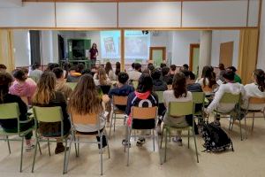 Almenara conmemora el Día internacional contra la homofobia, transfobia y bifobia - (foto 4) Almenara conmemora el Día internacional contra la homofobia, transfobia y bifobia - (foto 4)