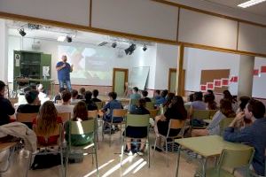 Almenara conmemora el Día internacional contra la homofobia, transfobia y bifobia - (foto 5) Almenara conmemora el Día internacional contra la homofobia, transfobia y bifobia - (foto 5)