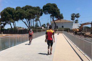 Burriana estrena la nueva pasarela fija en el Clot de la Mare de Déu - (foto 4)