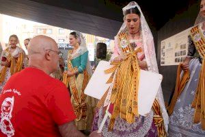 GALERIA | Vila-real honra a Sant Pasqual amb una multitudinària ofrena - (foto 6)