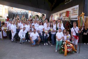 GALERIA | Vila-real honra a Sant Pasqual amb una multitudinària ofrena - (foto 7)