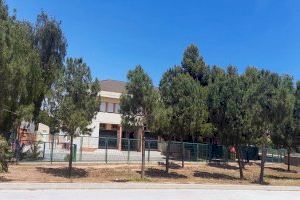 La instalación de un vallado en el CEIP La Pinaeta comenzará muy pronto