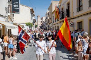 Más de 2.000 personas participan en l’Alfàs del Pi en la celebración del Día Nacional de Noruega - (foto 3)
