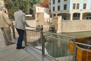 El PP se pliega a los intereses de la CHS con un convenio para la limpieza del cauce del río que le costaría a Orihuela casi 300.000 euros El PP se pliega a los intereses de la CHS con un convenio para la limpieza del cauce del río que le costaría a Orihuela casi 300.000 euros